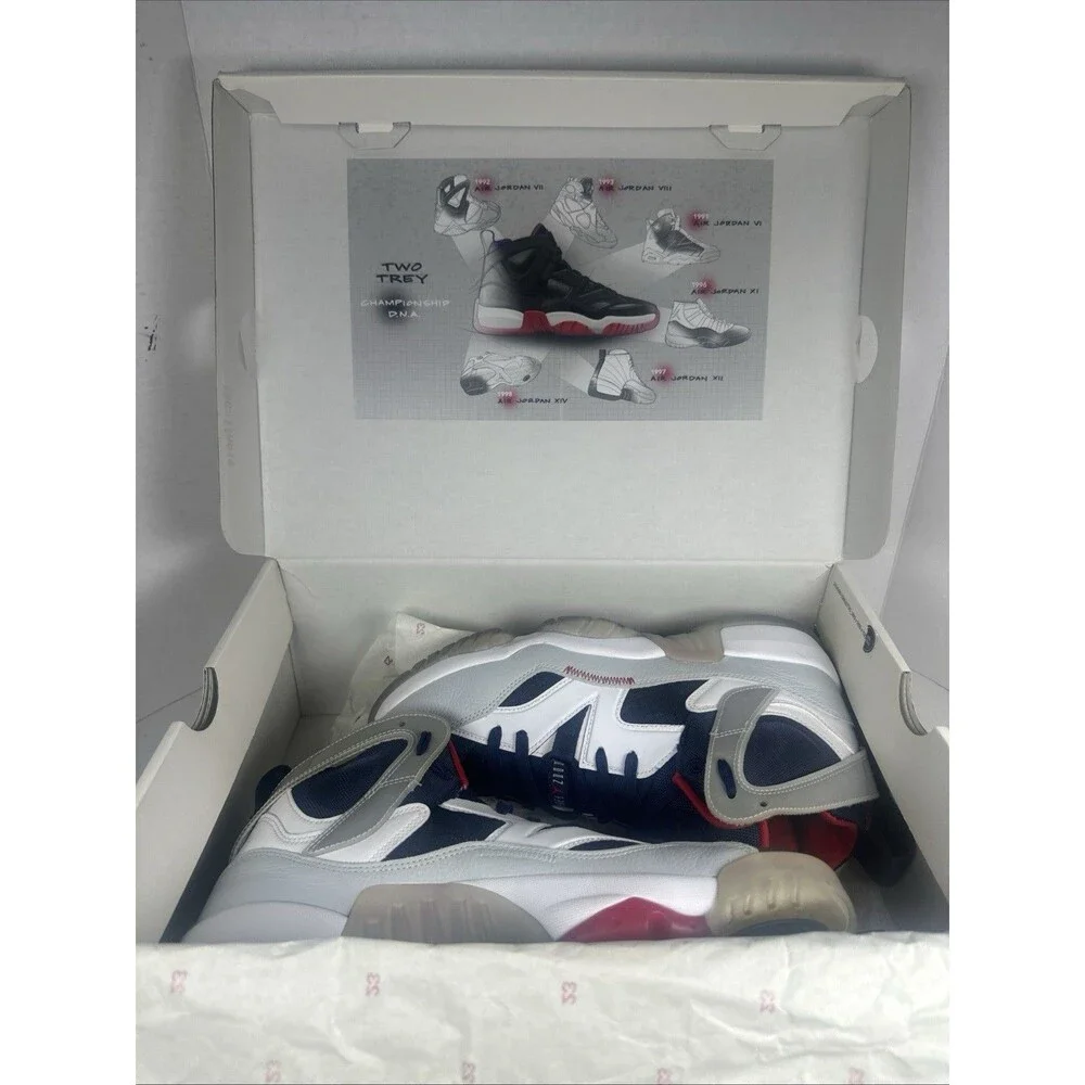 Men’s 9.5 Jordan Jumpman Two Trey sneakers White/Midnight Navy/University Red